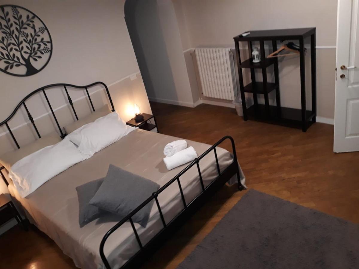 Vesuviane 'E Belle 'Mbriane B&B Naples Exterior photo